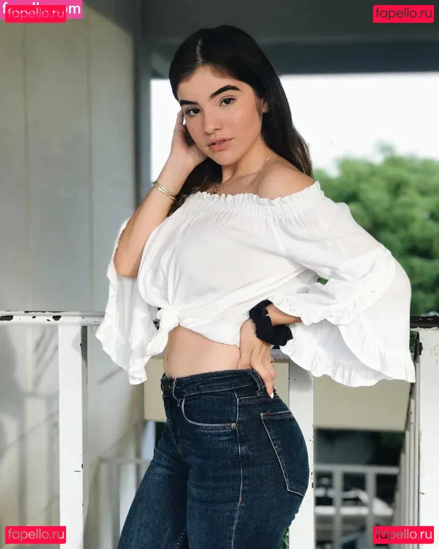 Gabygardez Onlyfans Photo Gallery 