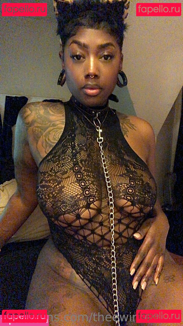 TheeWinterRose Nude Onlyfans Photo 35