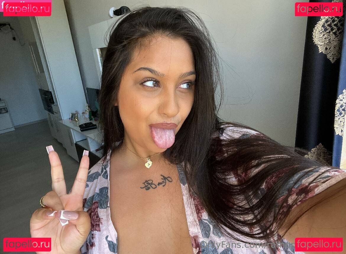 ramonasanziana Nude Onlyfans Photo 17