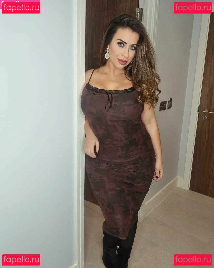 Kimberley Jenner Nude Onlyfans Photo 46