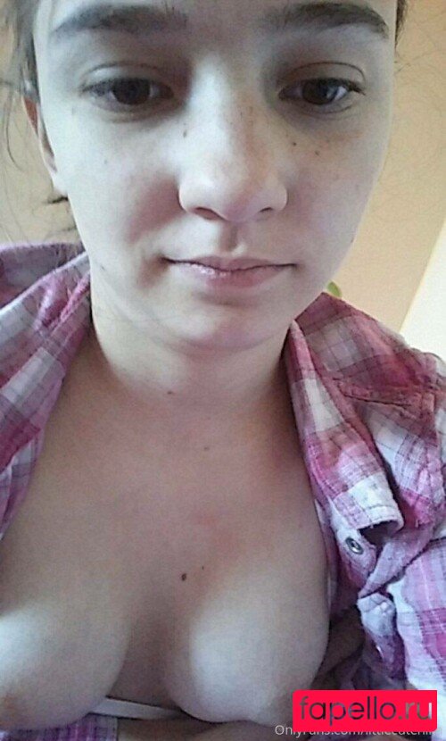 Littlecutenika Nude Onlyfans Photo 28