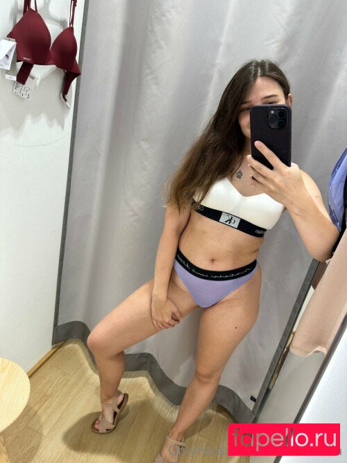 Littlecutenika Nude Onlyfans Photo 9