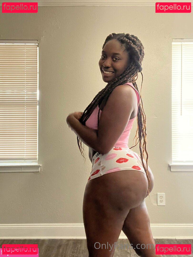 Tamekia Nude Onlyfans Photo 32