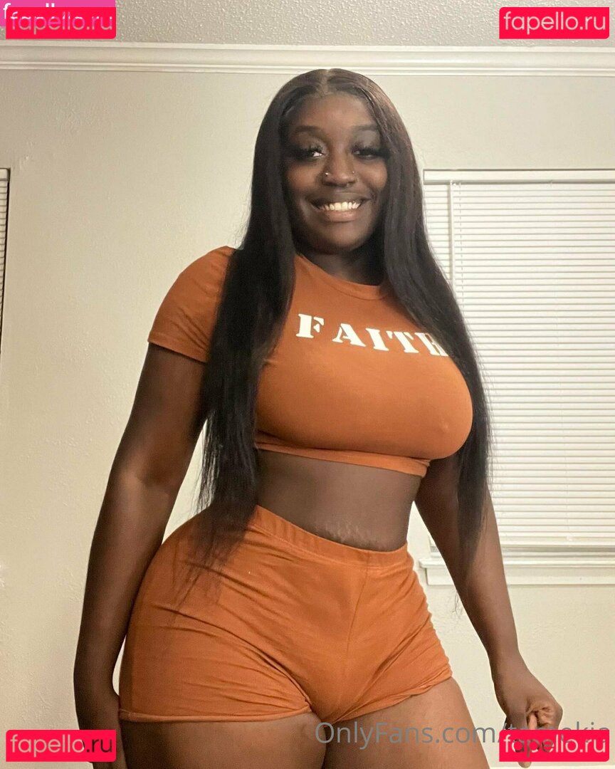 Tamekia Nude Onlyfans Photo 25