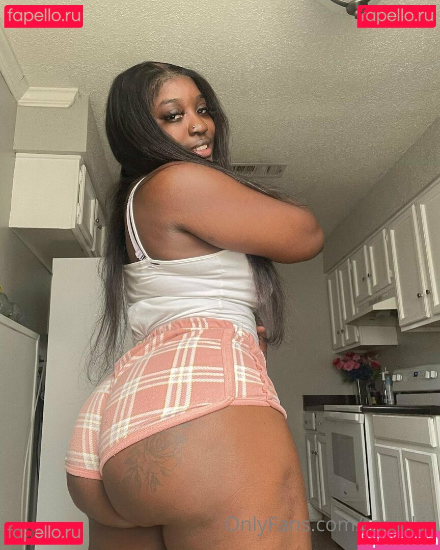 Tamekia Nude Onlyfans Photo 22