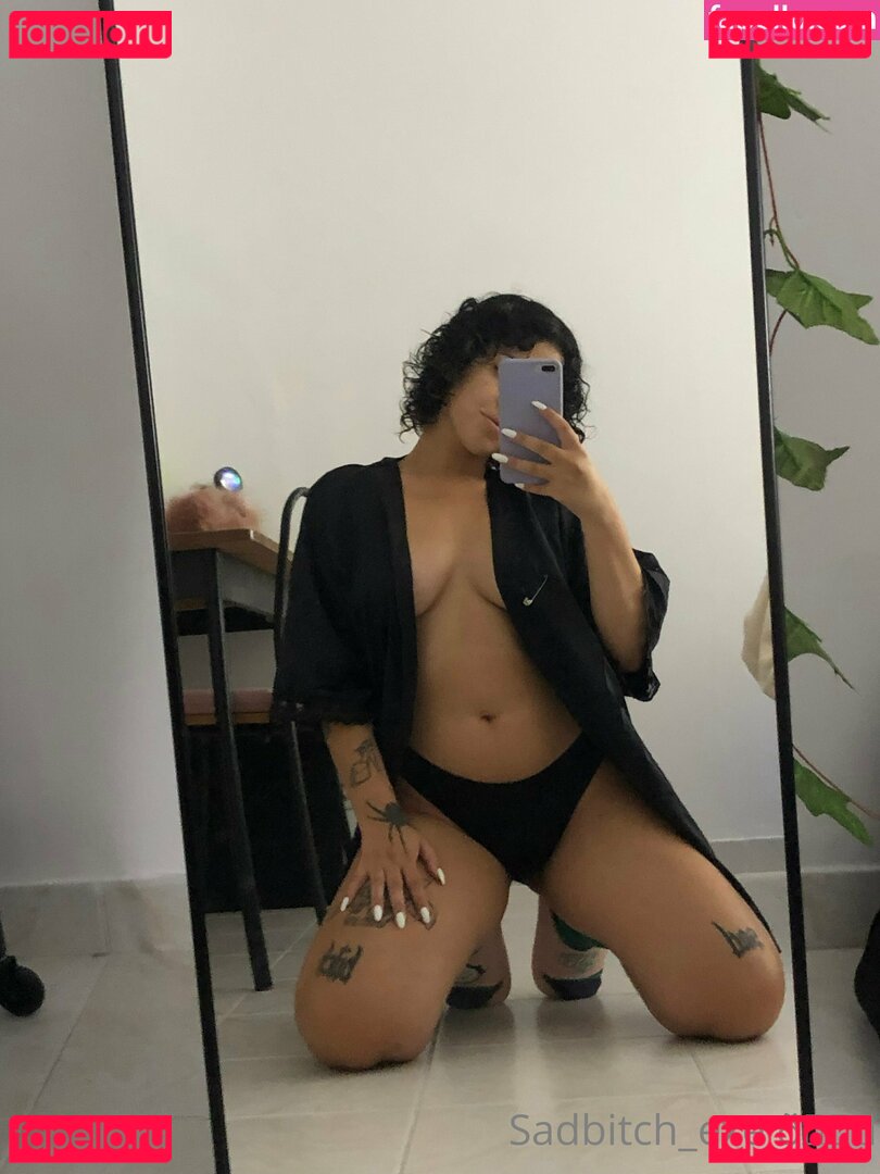 sadbitch_exe Nude Onlyfans Photo 13