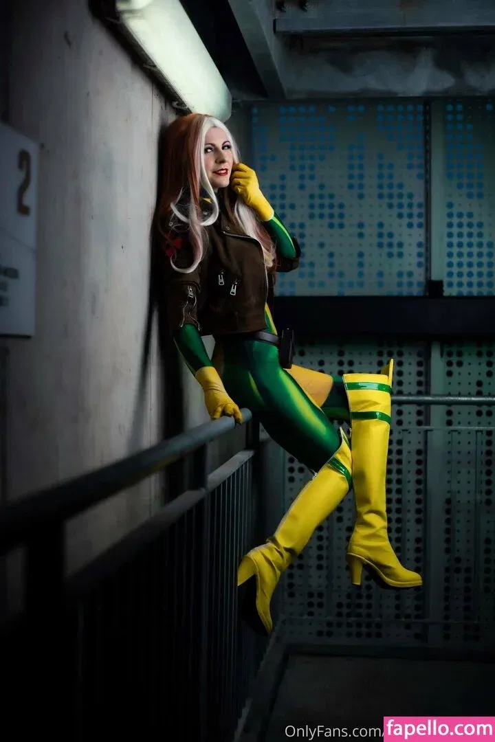 CosmicEmpress Onlyfans Photo Gallery 