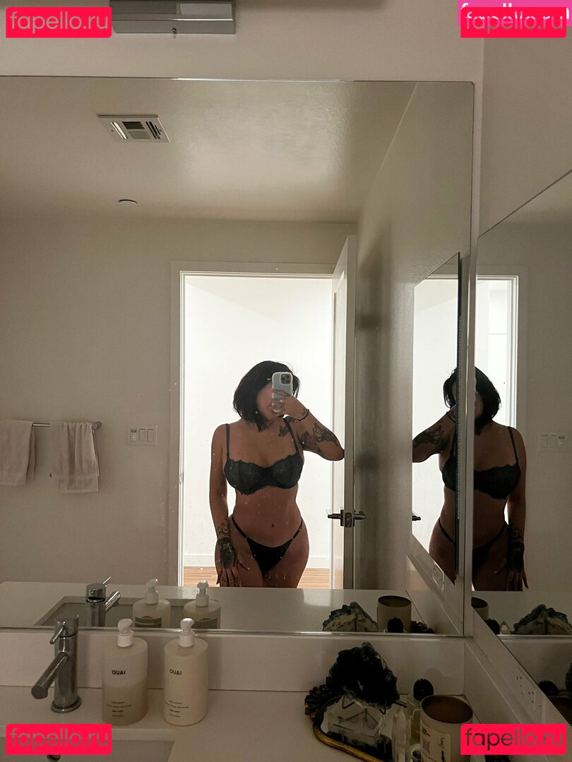 Heidikinnns Nude Onlyfans Photo 47