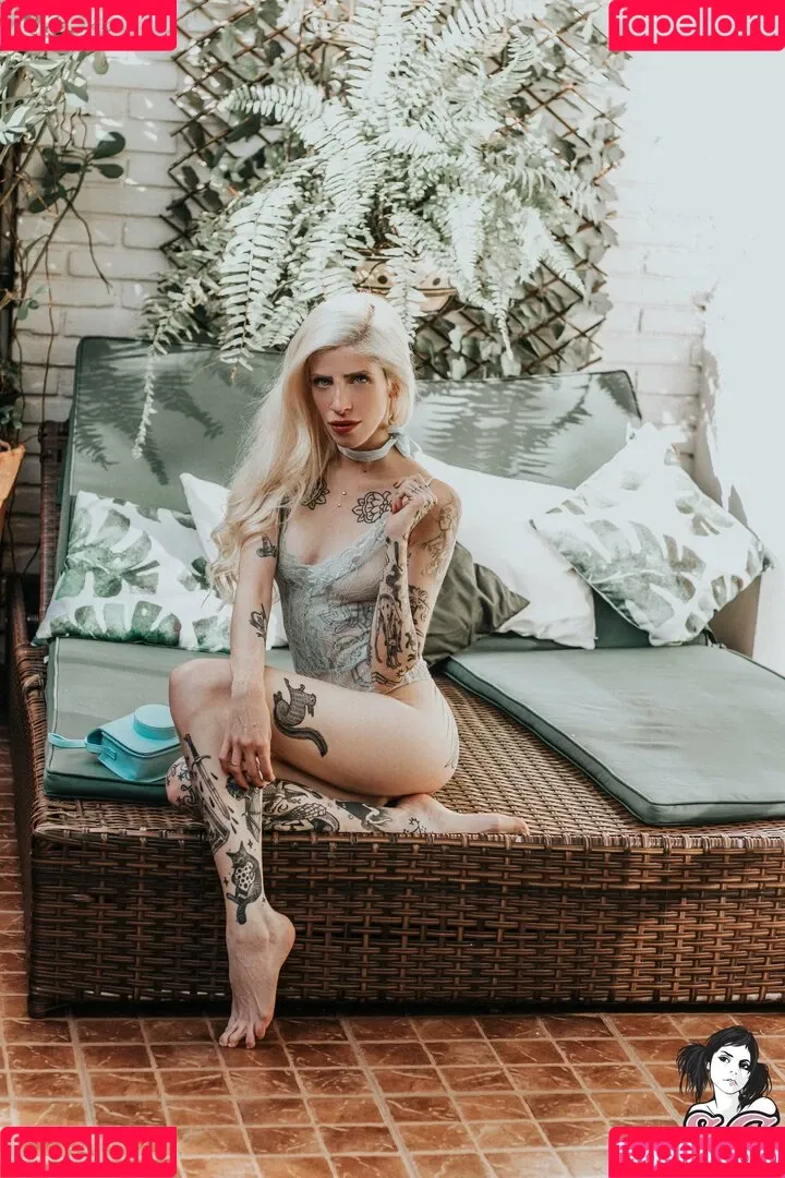 serenna Onlyfans Photo Gallery 
