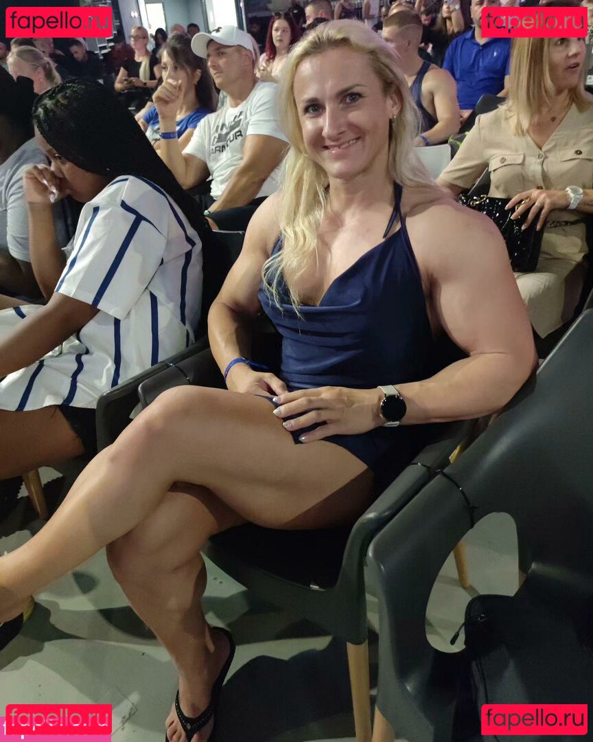 Lenka Feren?uková Nude Onlyfans Photo 14