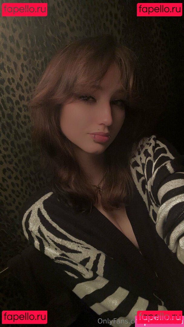 vixendeity Nude Onlyfans Photo 5