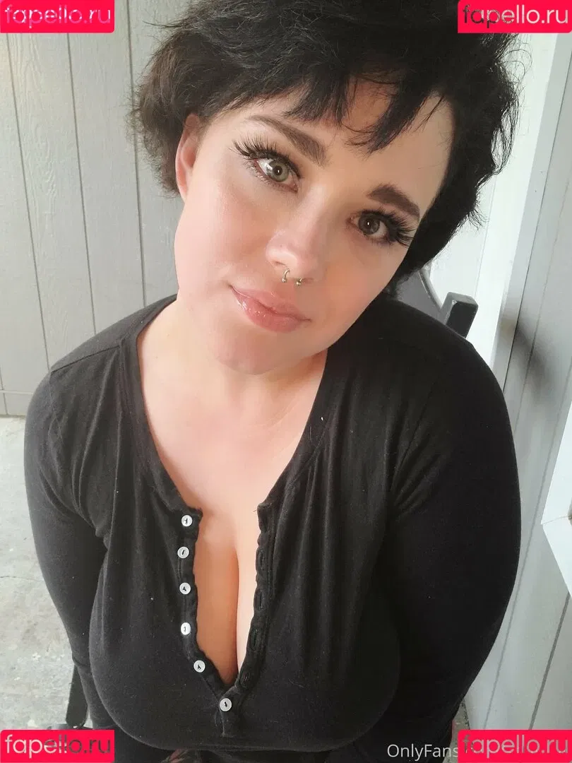 thequeenhasarrived Onlyfans Photo Gallery 