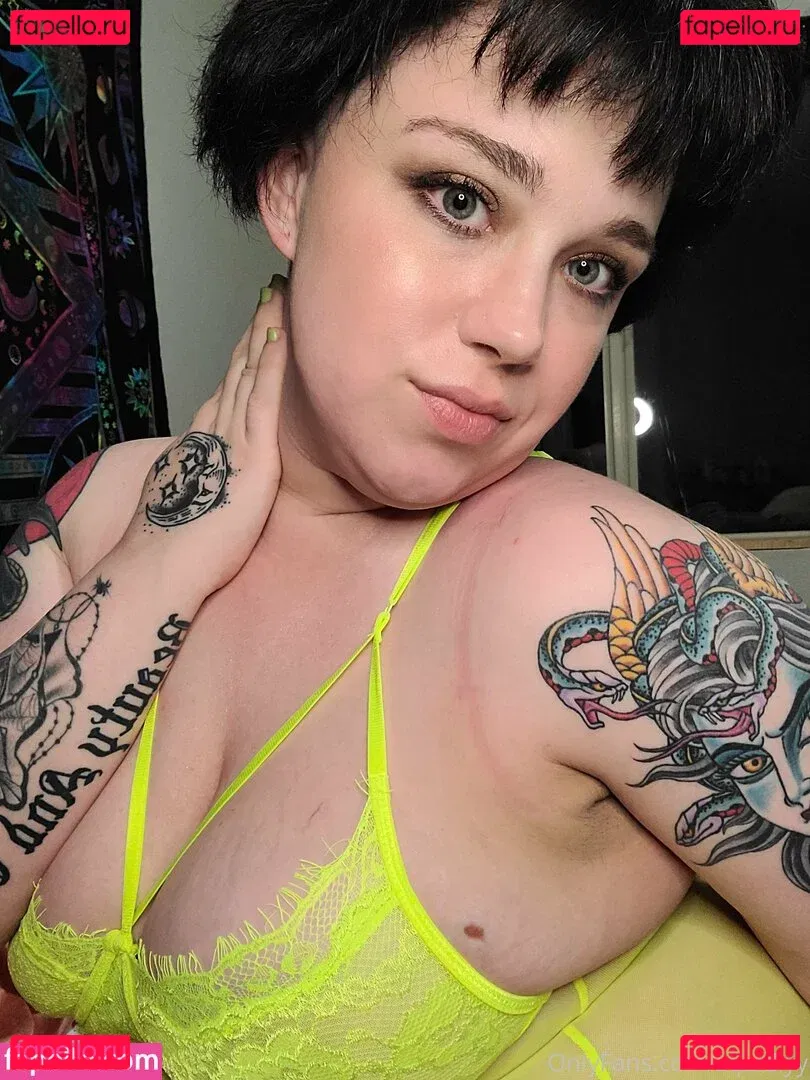 thequeenhasarrived Onlyfans Photo Gallery 