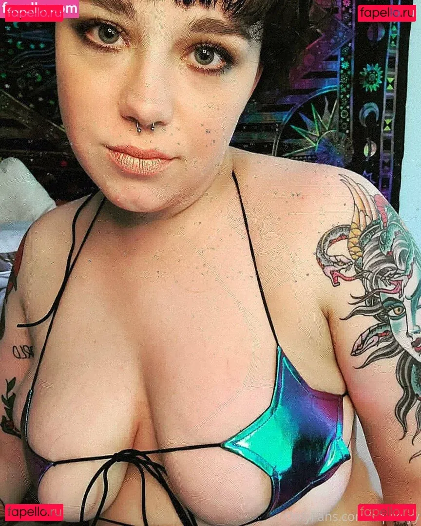 thequeenhasarrived Onlyfans Photo Gallery 