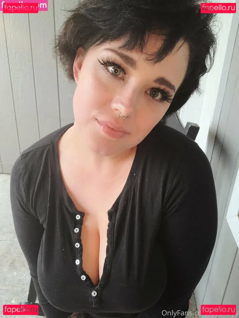 thequeenhasarrived Onlyfans Photo Gallery 