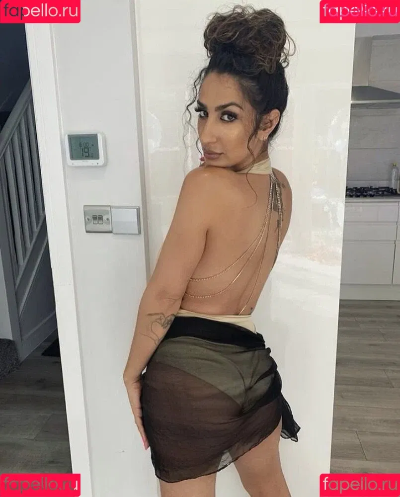 Payvand Mesbah Onlyfans Photo Gallery 