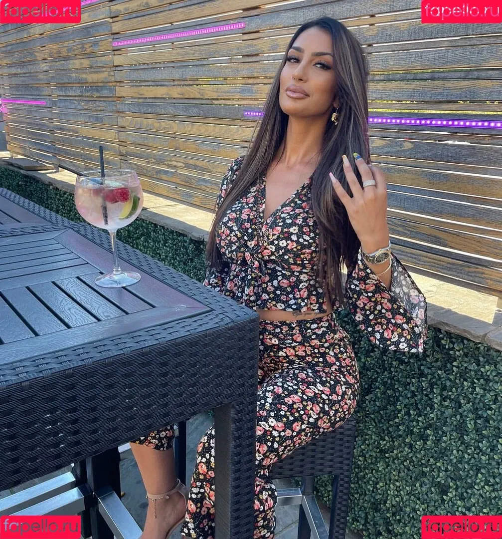 Payvand Mesbah Onlyfans Photo Gallery 