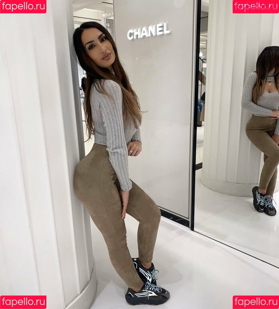 Payvand Mesbah Onlyfans Photo Gallery 