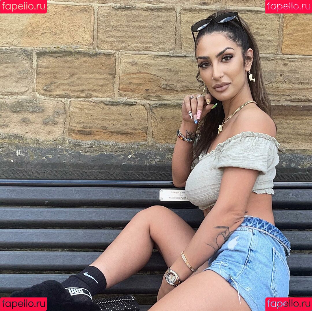 Payvand Mesbah Onlyfans Photo Gallery 