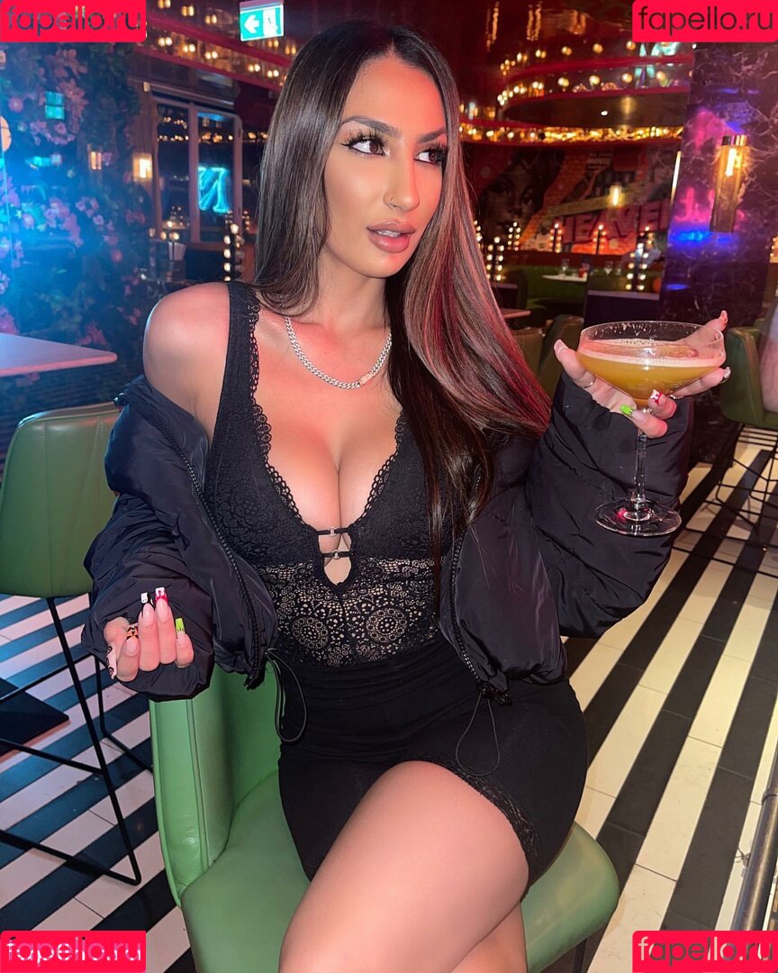 Payvand Mesbah Onlyfans Photo Gallery 