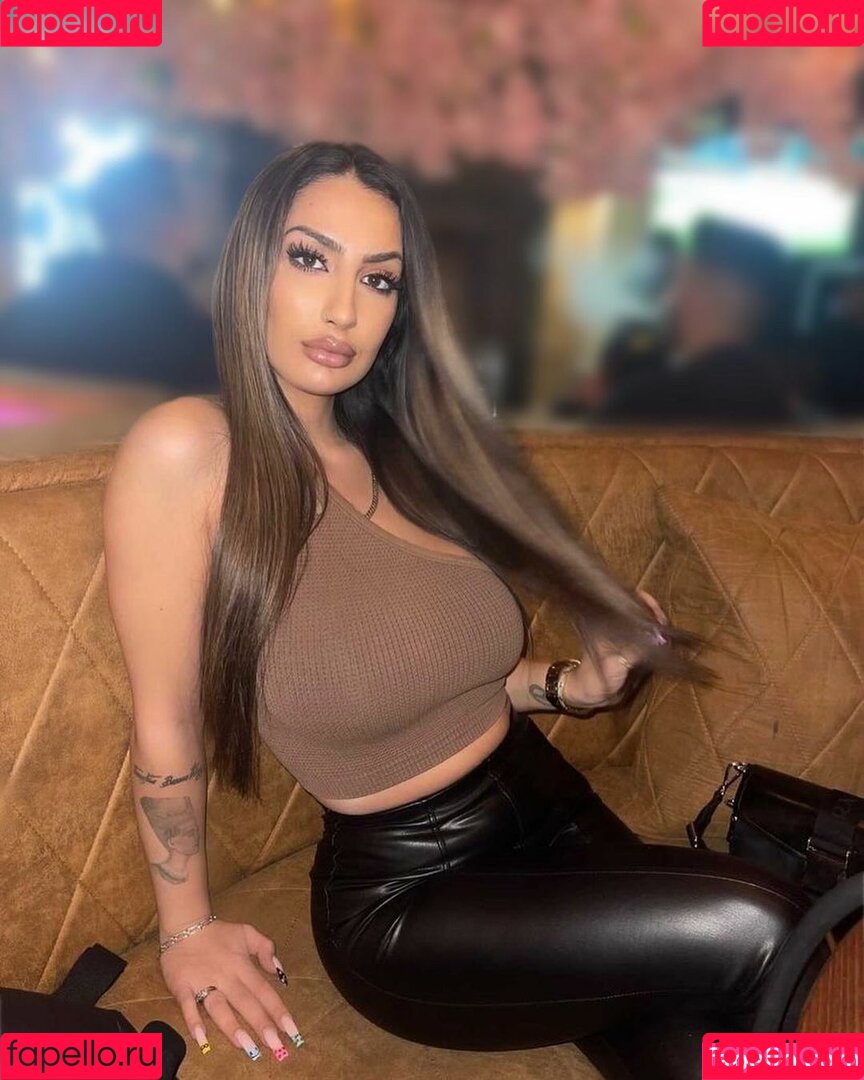 Payvand Mesbah Onlyfans Photo Gallery 