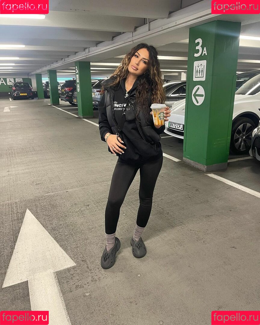 Payvand Mesbah Onlyfans Photo Gallery 