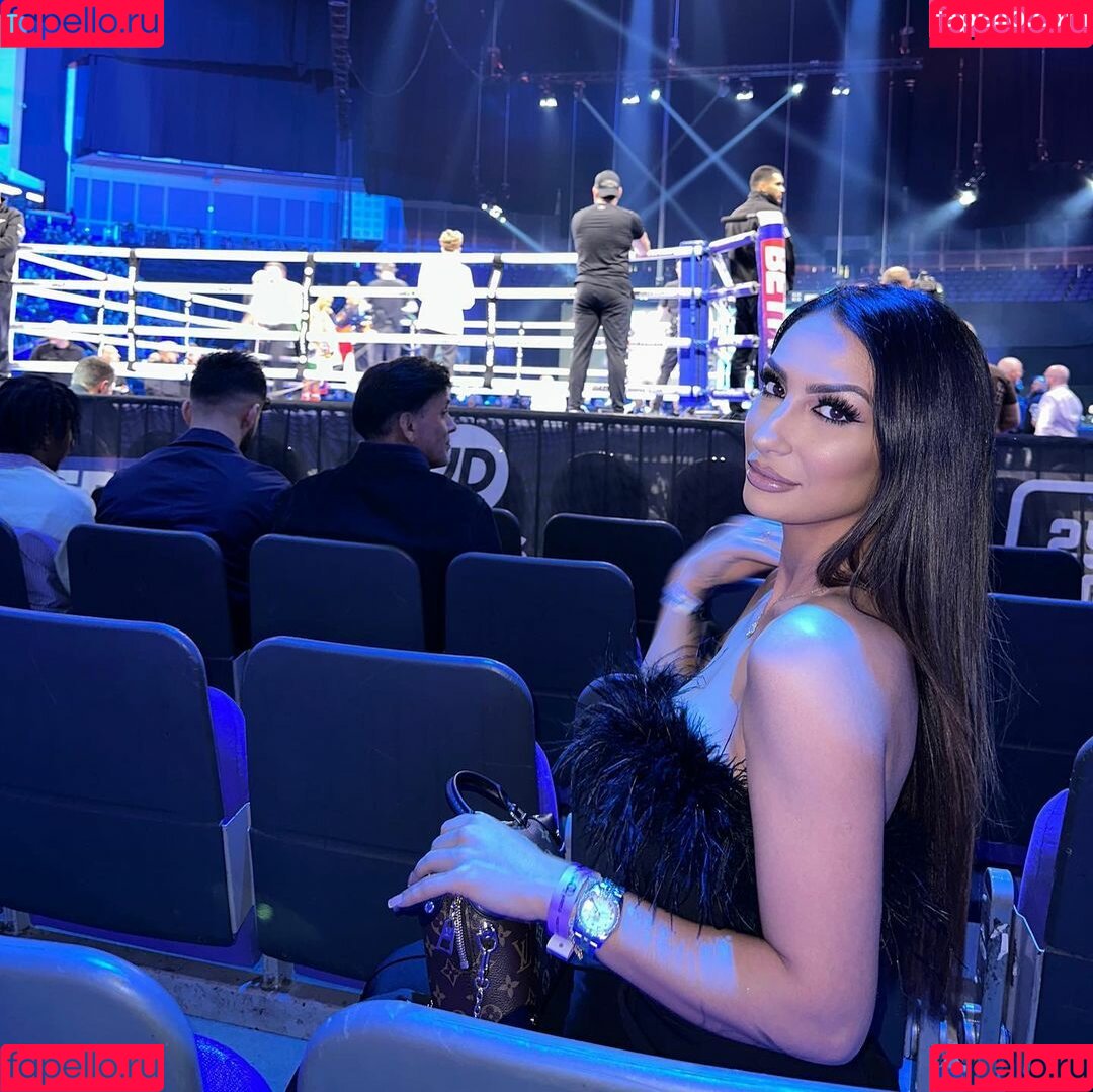 Payvand Mesbah Onlyfans Photo Gallery 