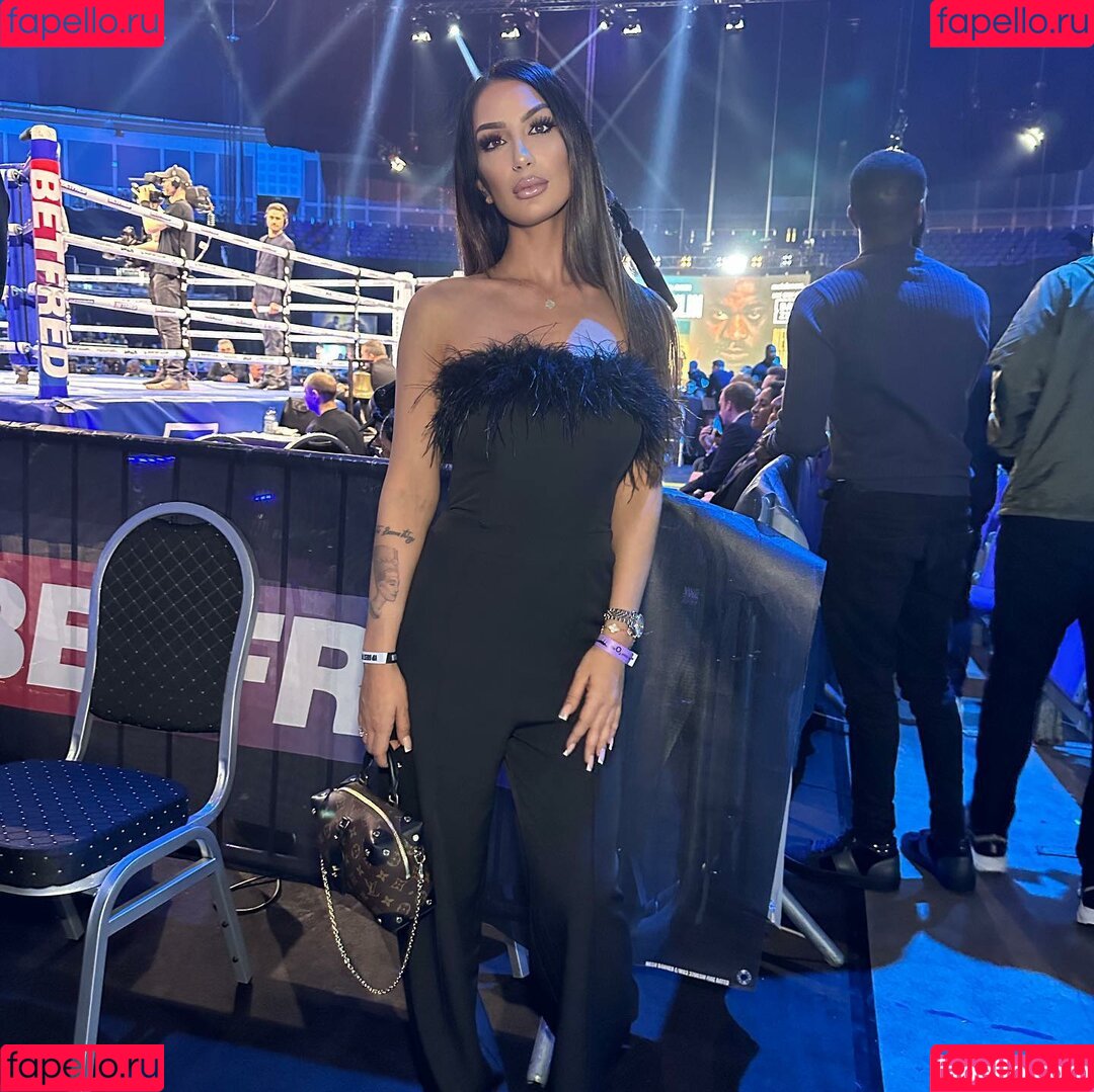 Payvand Mesbah Onlyfans Photo Gallery 