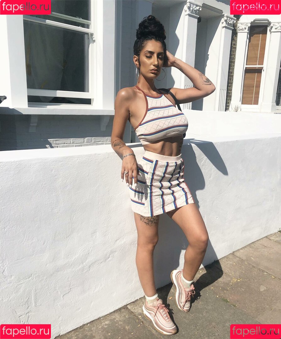 Payvand Mesbah Onlyfans Photo Gallery 