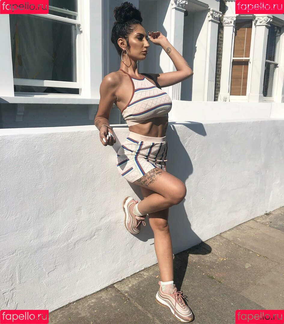 Payvand Mesbah Onlyfans Photo Gallery 