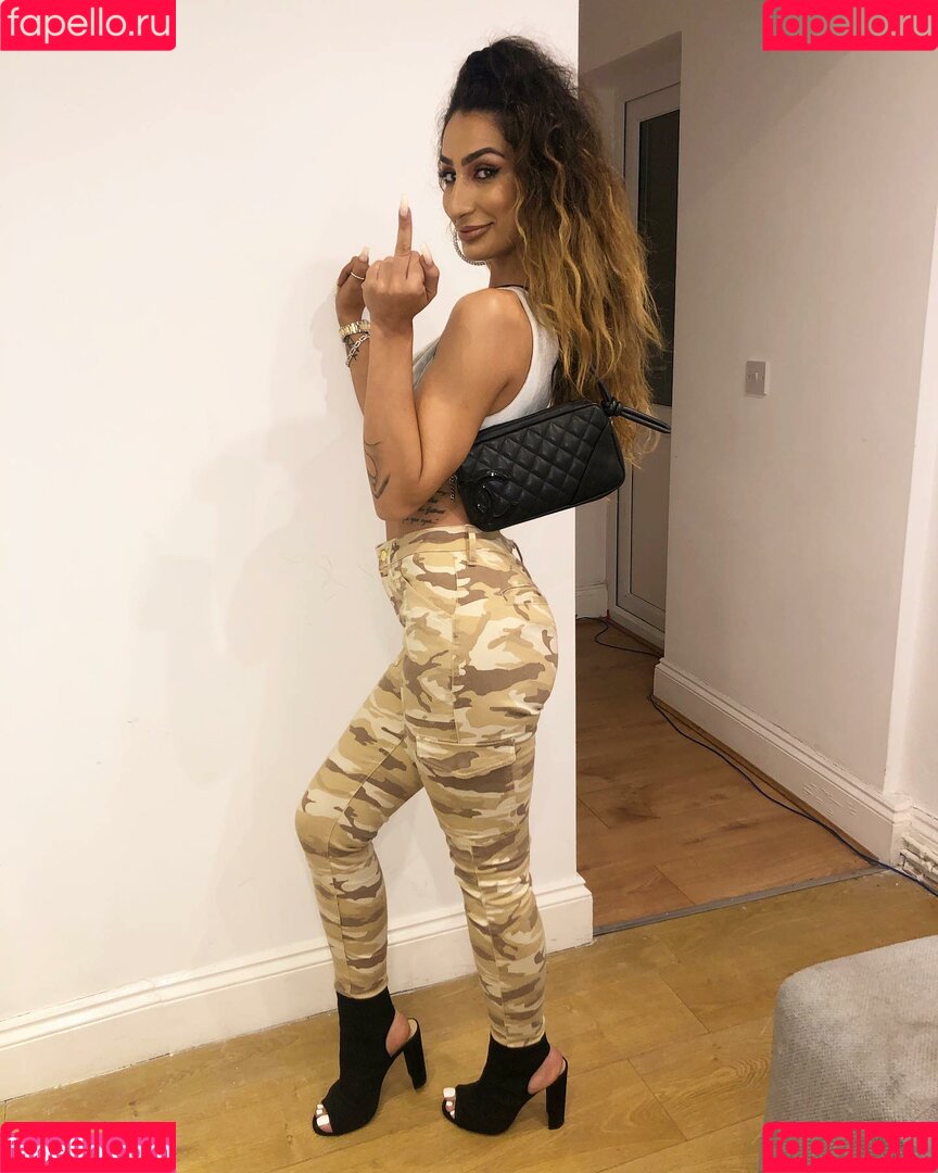 Payvand Mesbah Onlyfans Photo Gallery 