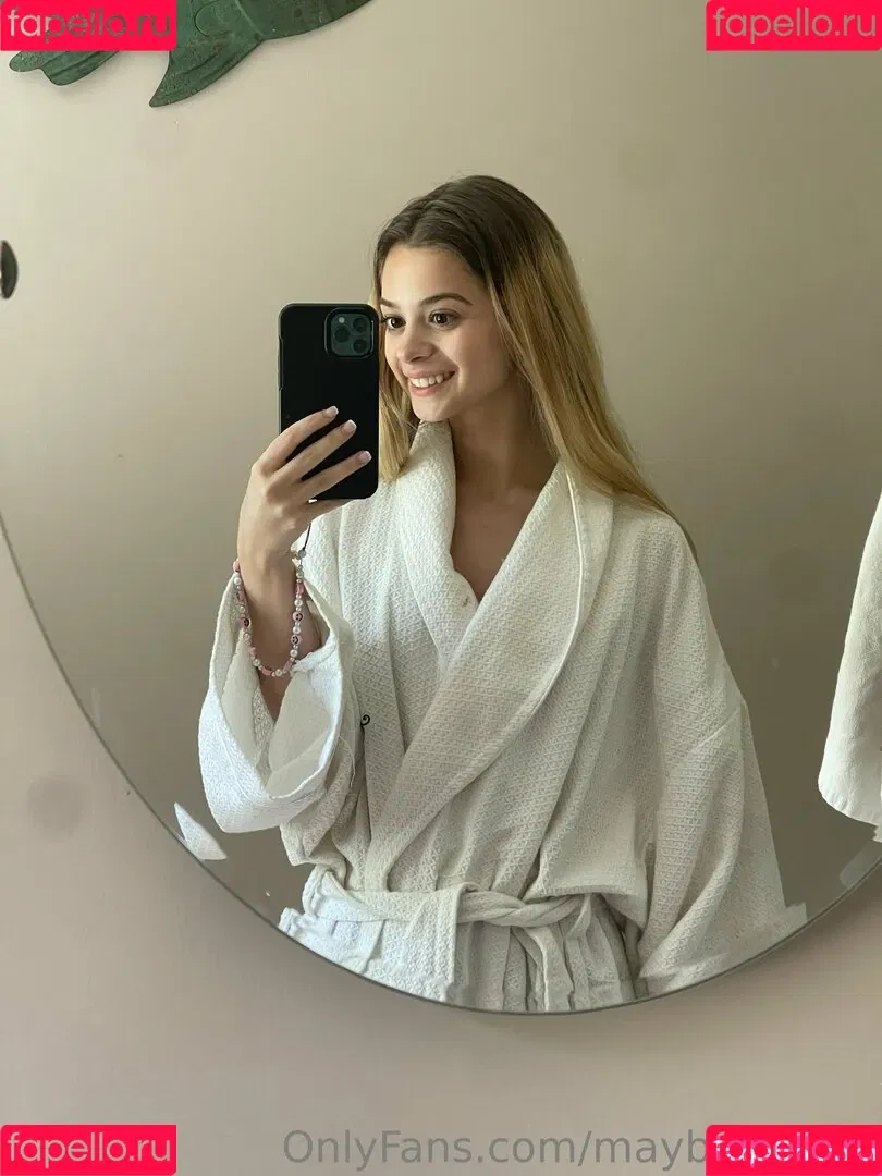 maybemollyy Onlyfans Photo Gallery 