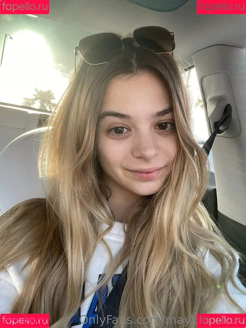 maybemollyy Onlyfans Photo Gallery 