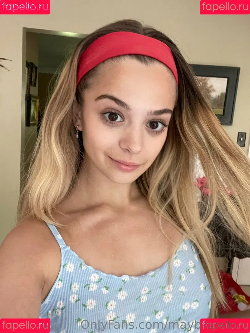 maybemollyy Onlyfans Photo Gallery 