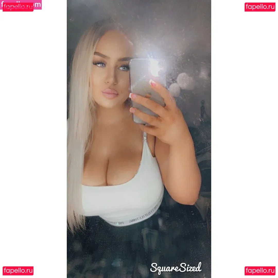maybemollyy Onlyfans Photo Gallery 