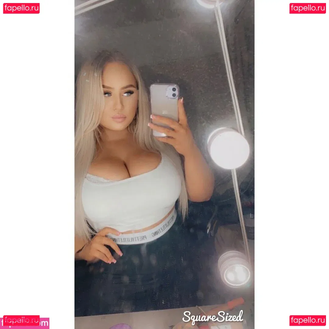 maybemollyy Onlyfans Photo Gallery 