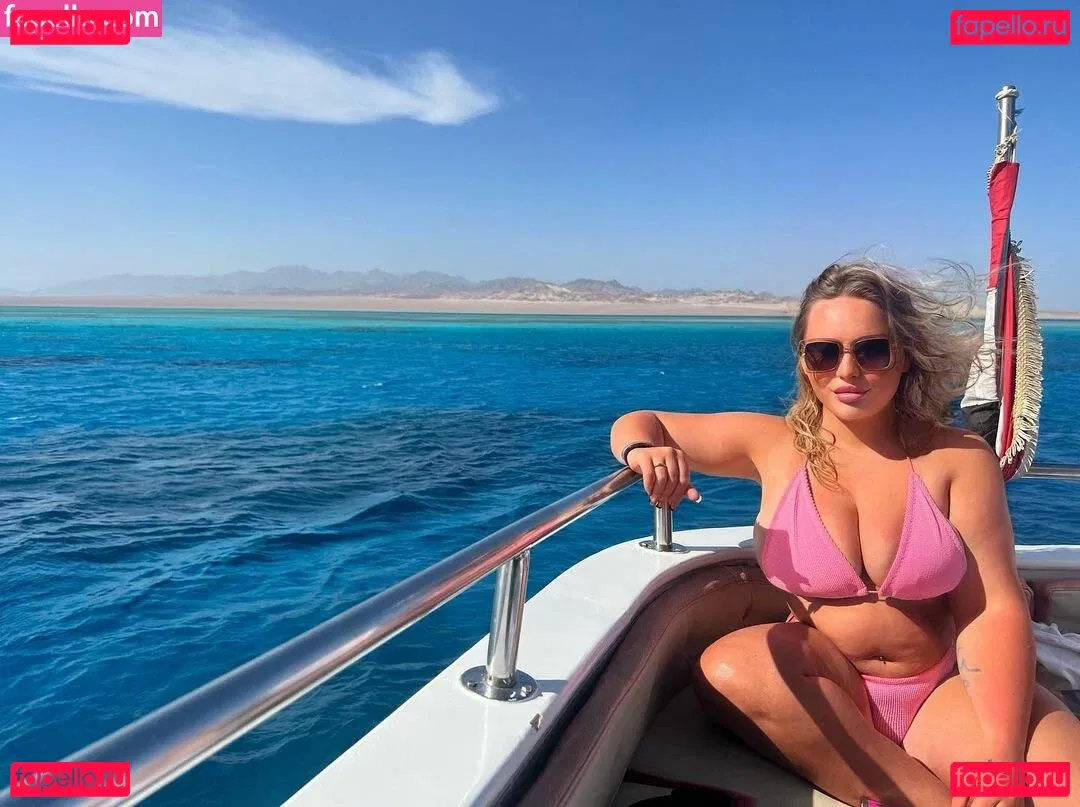 maybemollyy Onlyfans Photo Gallery 