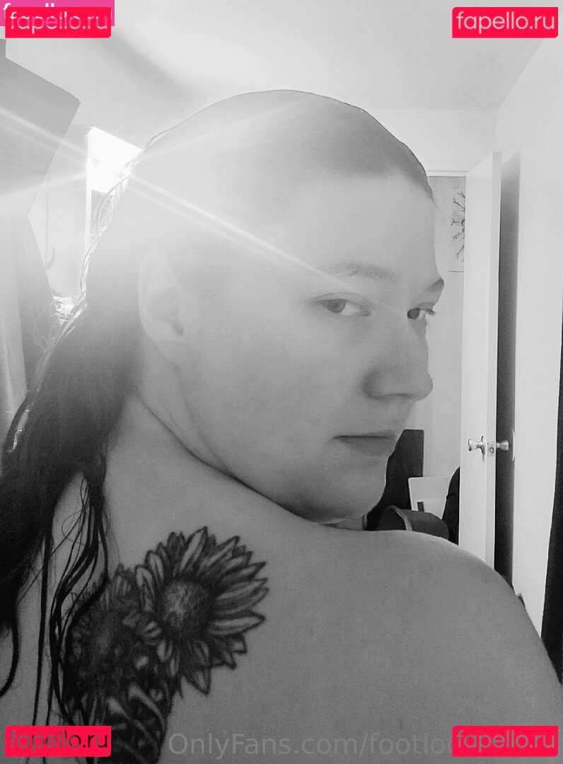 footloose_and Nude Onlyfans Photo 23