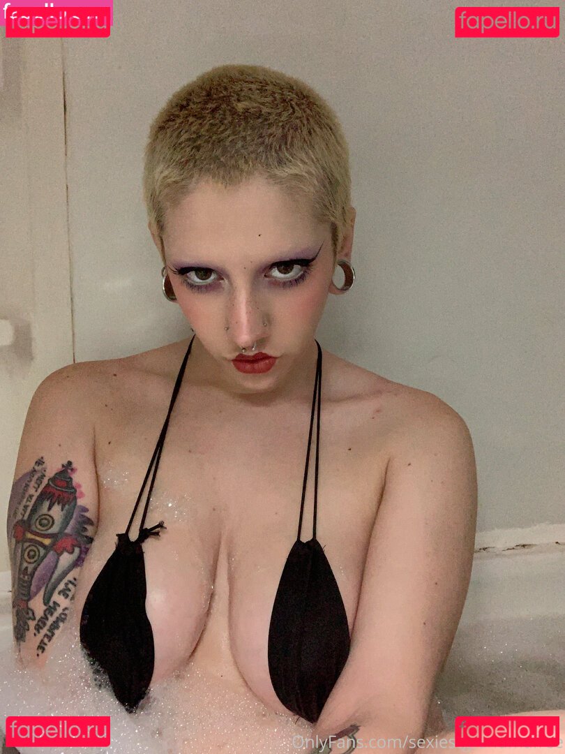 sthenonsfwfree Nude Onlyfans Photo 11