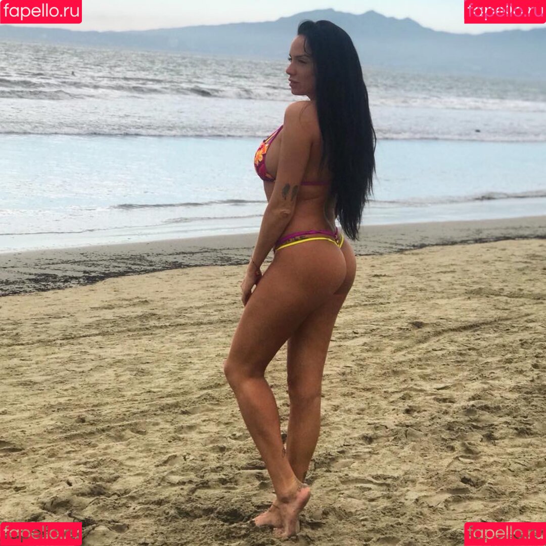 Samira Jalil Onlyfans Photo Gallery 