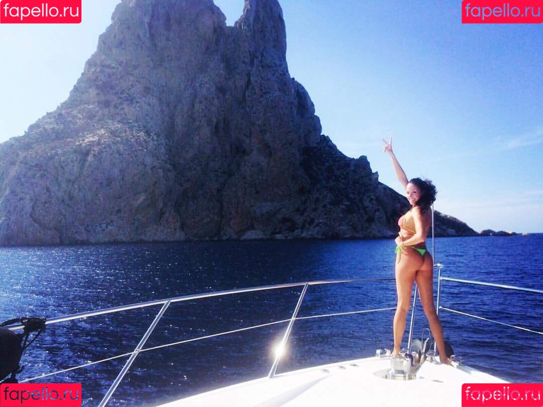 Samira Jalil Onlyfans Photo Gallery 