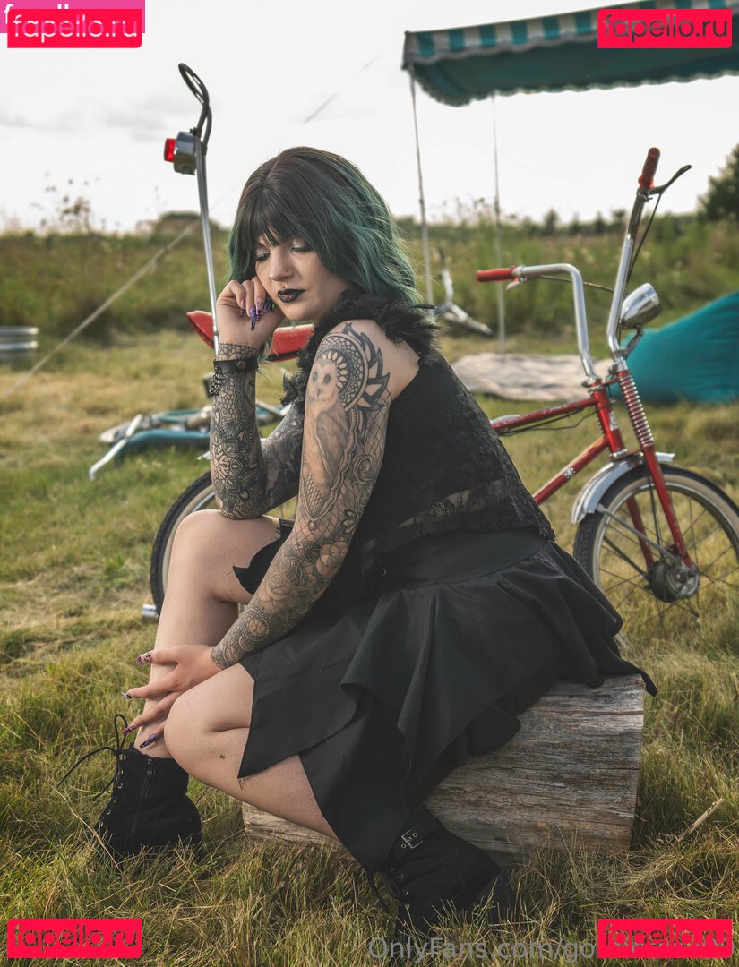 gothicrose99 Nude Onlyfans Photo 24