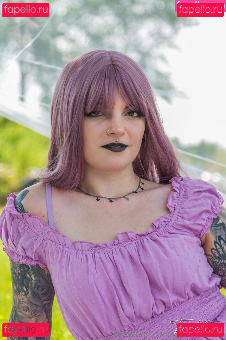 gothicrose99 Nude Onlyfans Photo 12