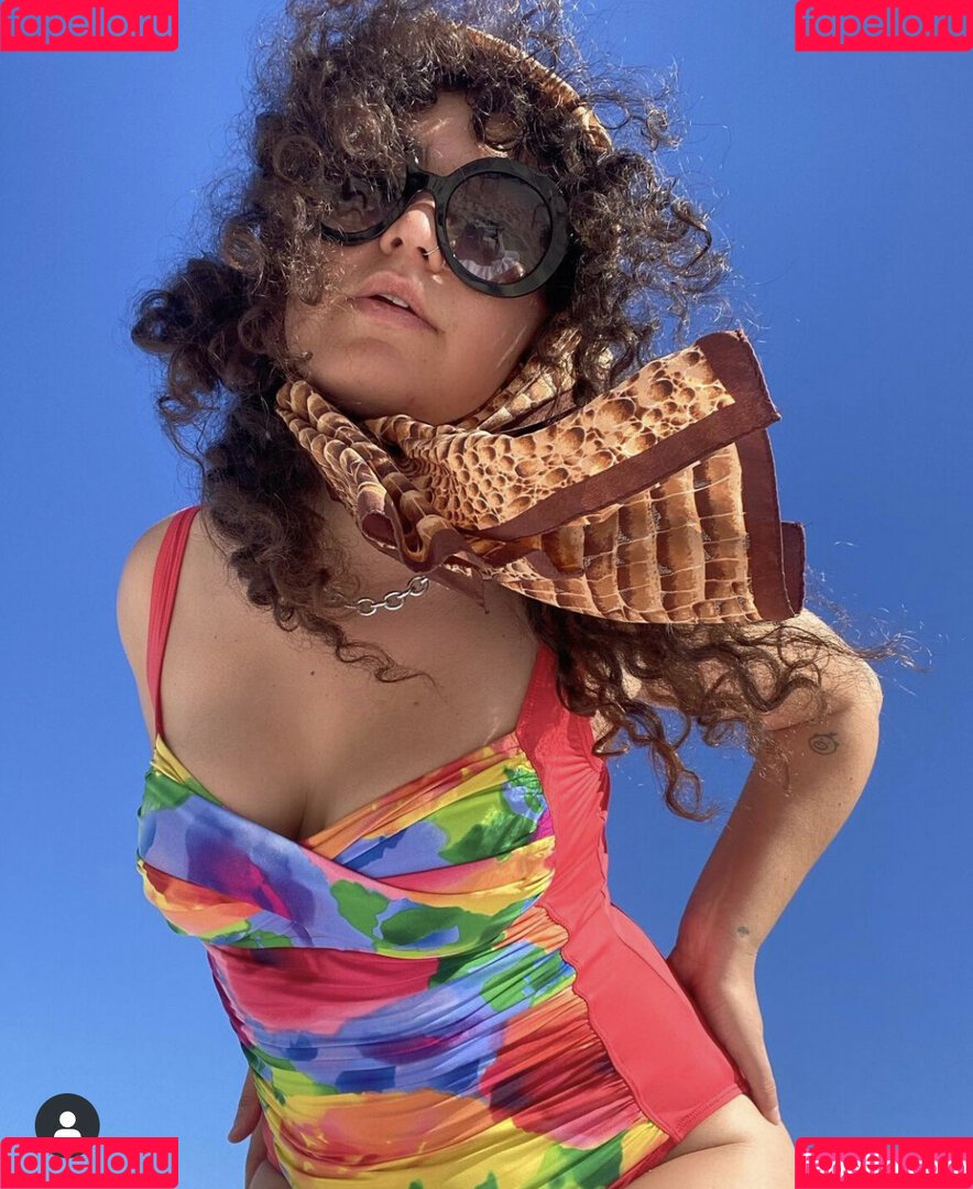 Remi Wolf Onlyfans Photo Gallery 