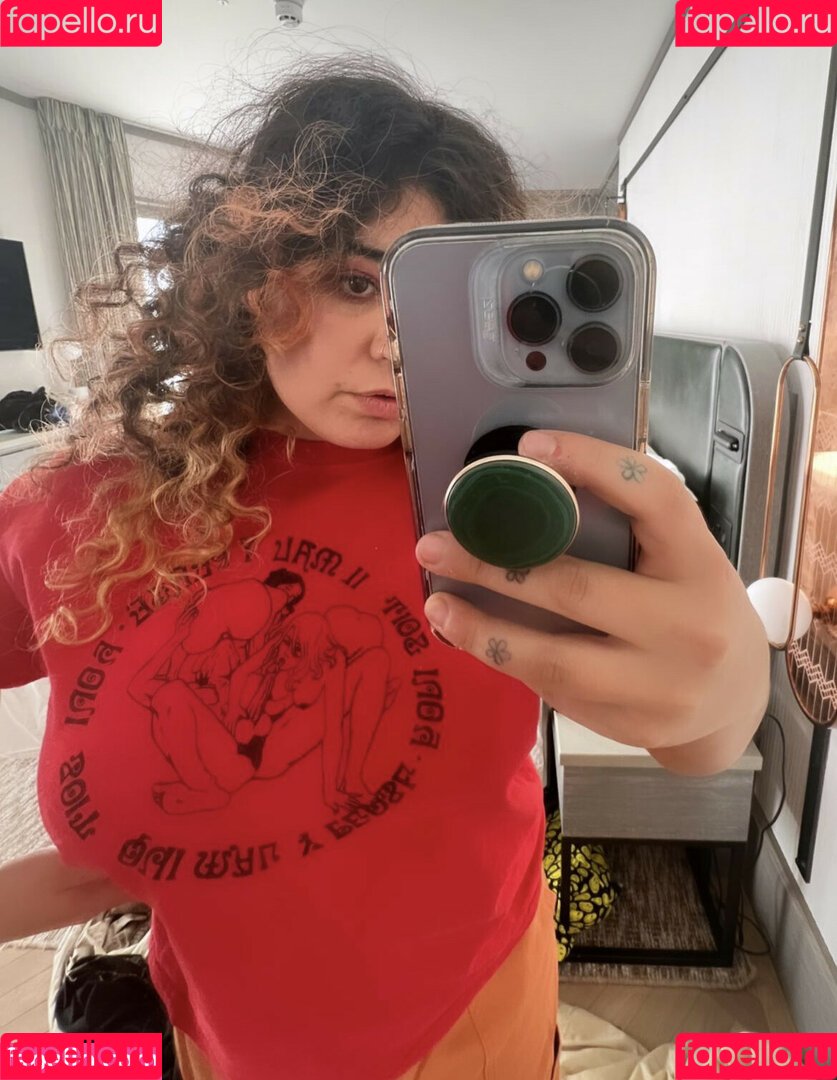 Remi Wolf Onlyfans Photo Gallery 