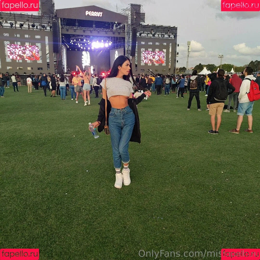 misslilithok Onlyfans Photo Gallery 