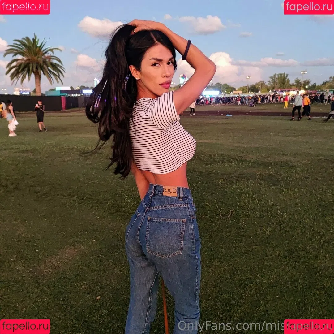 misslilithok Onlyfans Photo Gallery 