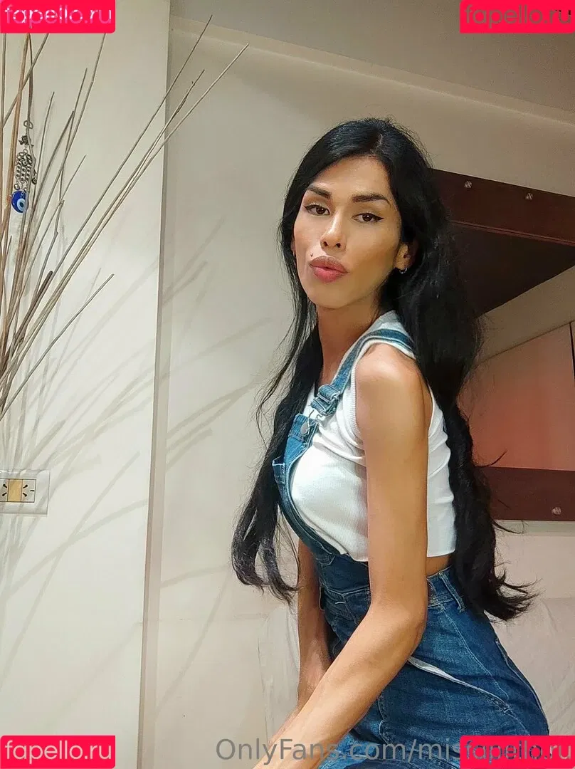 misslilithok Onlyfans Photo Gallery 