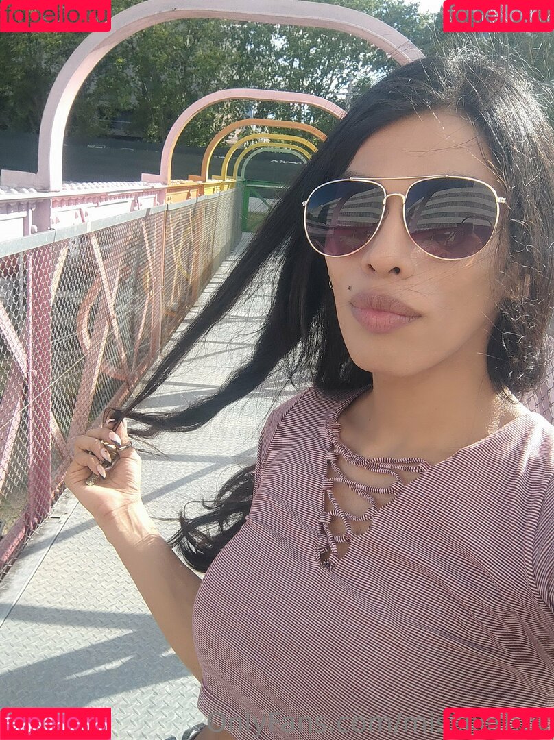 misslilithok Onlyfans Photo Gallery 