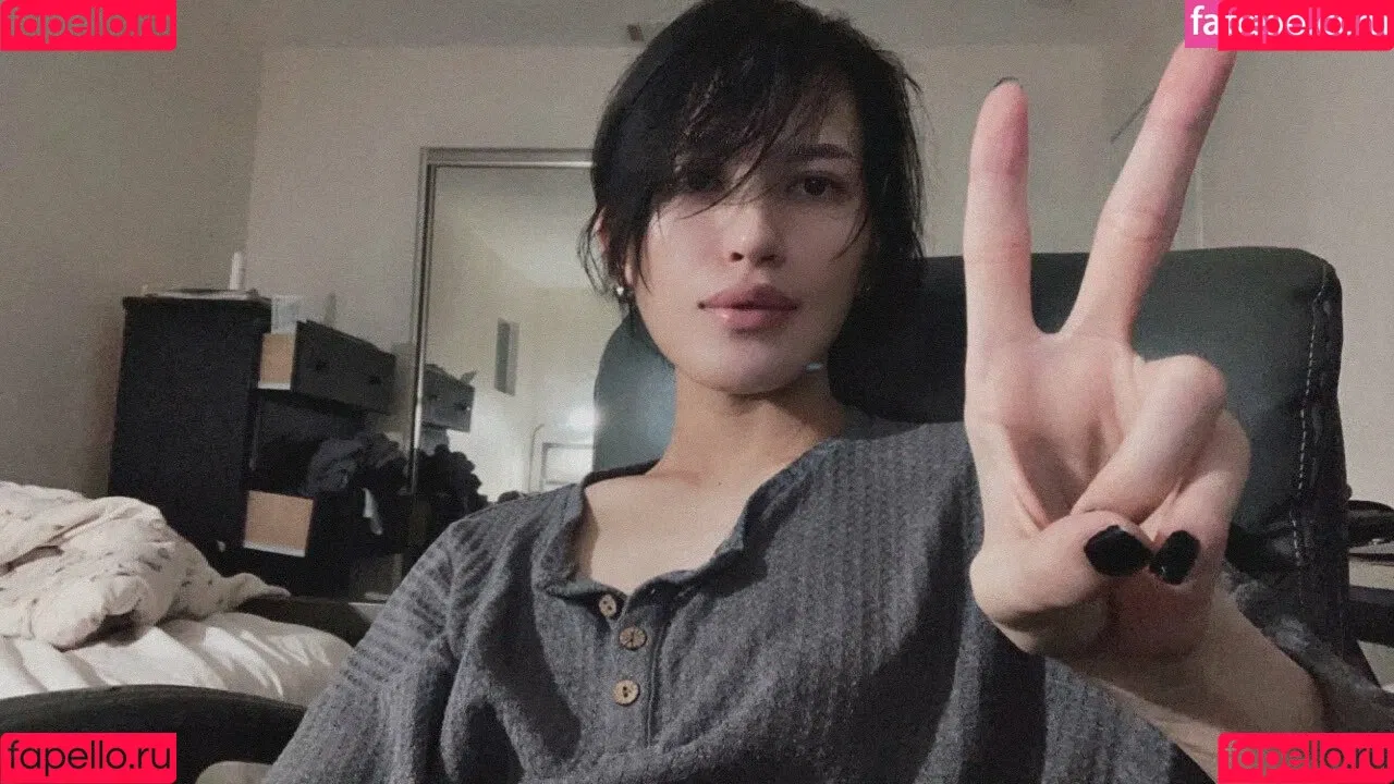 deathlooming Onlyfans Photo Gallery 